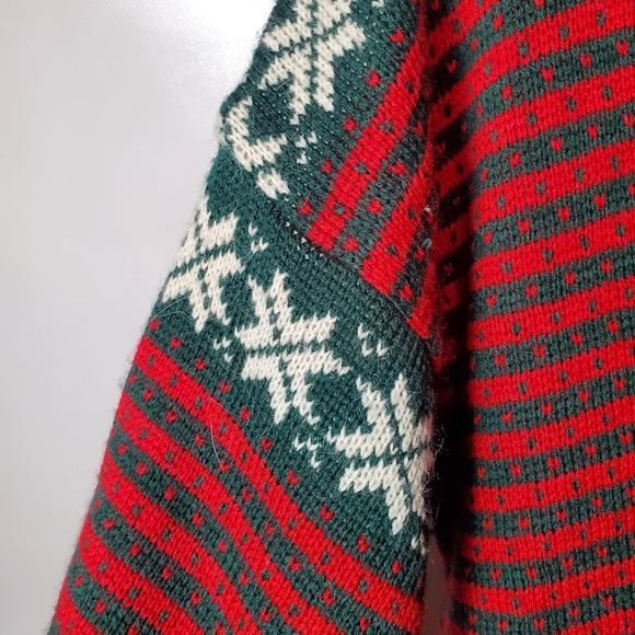 Christmas Sweater Studio By Michelle Stuart Red Green White Cardigan - Picture 2 of 6
